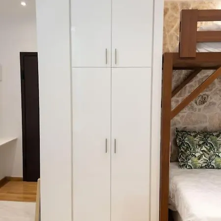 Almara Kolonaki Apartment