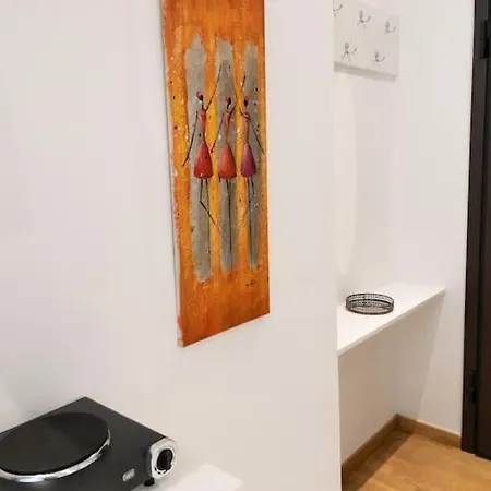 Almara Kolonaki *